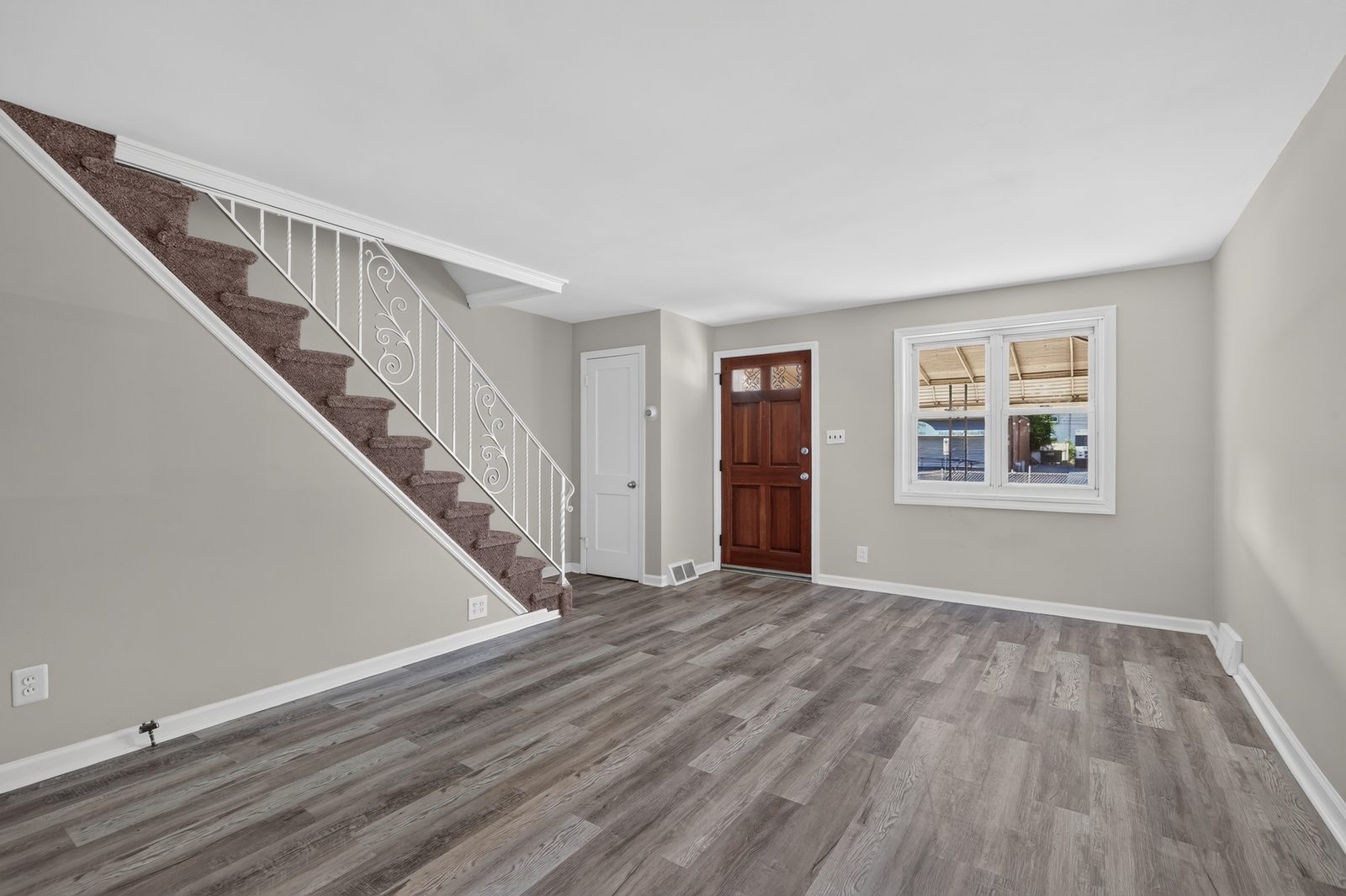 Living room & staircase